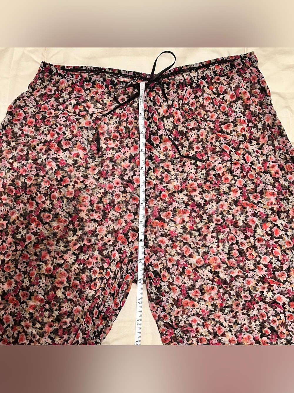 Y2K Victoria’s Secret Pink Label Floral Two-Piece Lounge Set in Black and Pink - Picture 4 of 15
